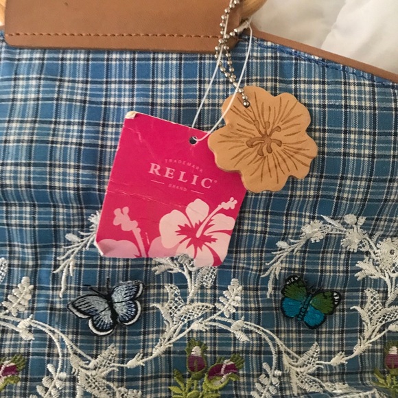 Relic Crossbody - Picture 13 of 14